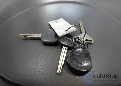 2006 Toyota Sienna Ce/Le из США, поврежденный, VIN 5TDZA23C36S551664